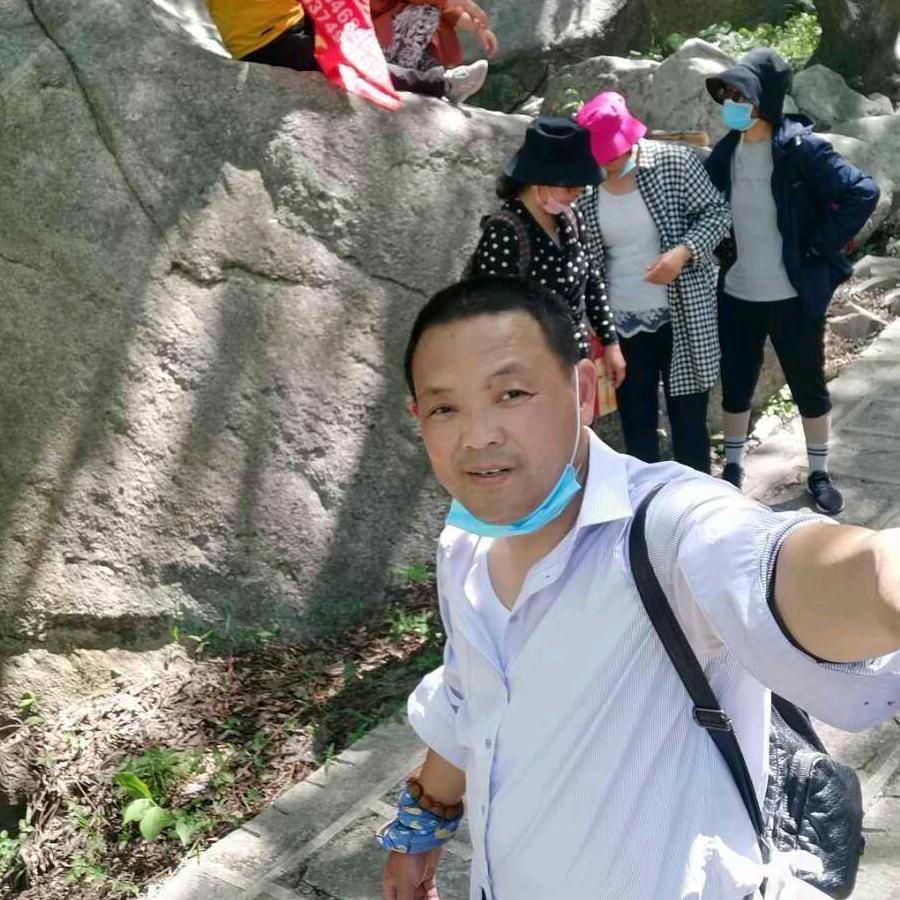禹州旅游传媒一玉树临风
