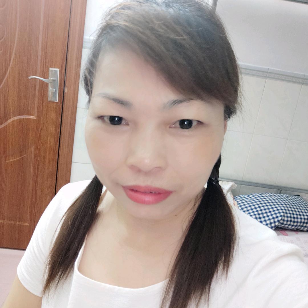 甜甜的笑