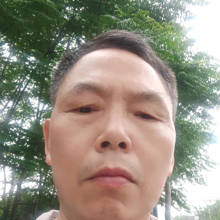 李旭