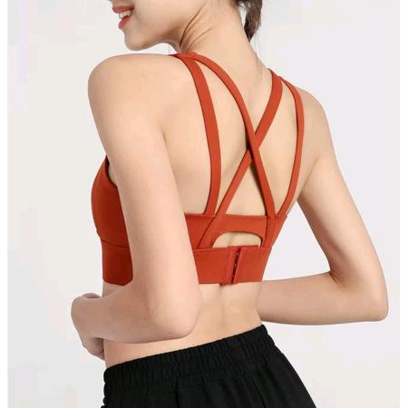 私瑜运动服饰