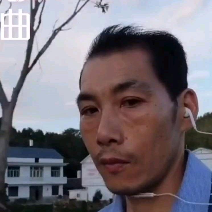 蒋飞