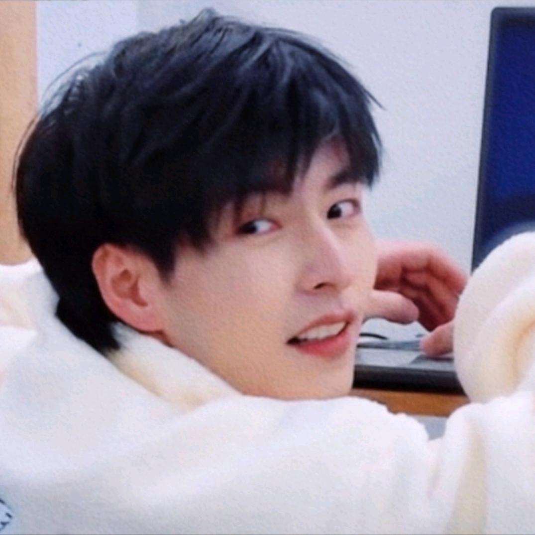 肆百击zj_hanbi🌾