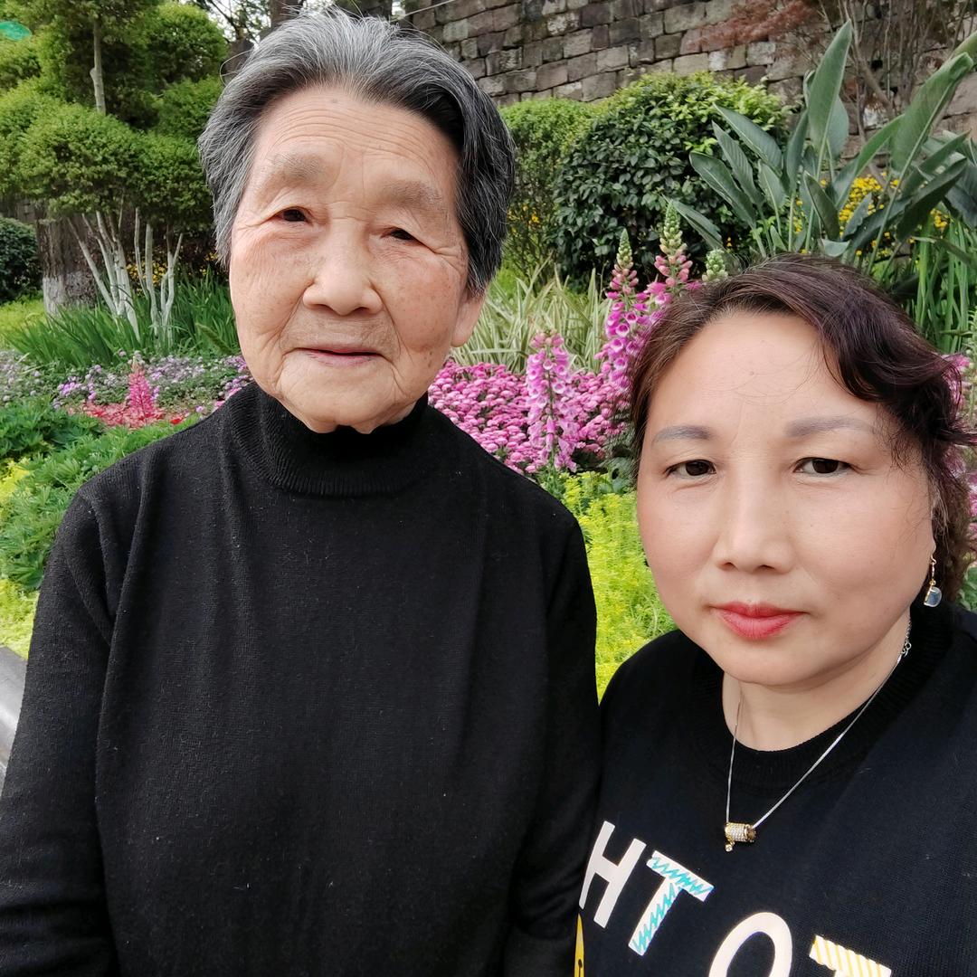 阿芳