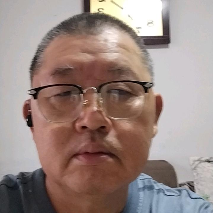 ℘࿐🐲℘࿐重庆老帅哥