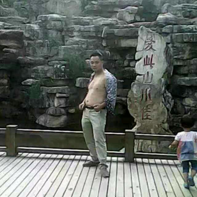 黄(弟)