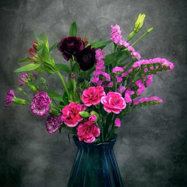 玉芳
