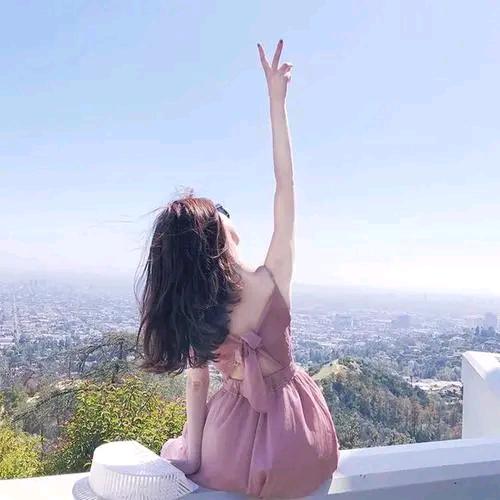 (｡･ω･｡)ﾉ♡哭完后请记得微笑