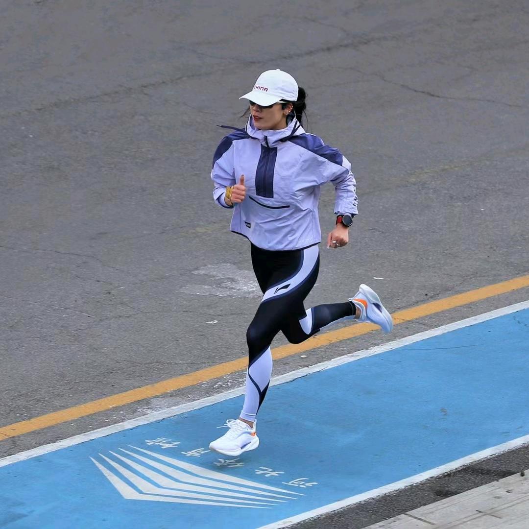蕾蕾吖