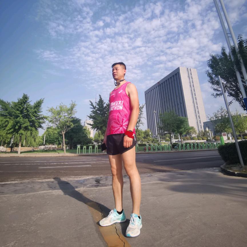 奔跑起来的五角星 （若有战，召必回）