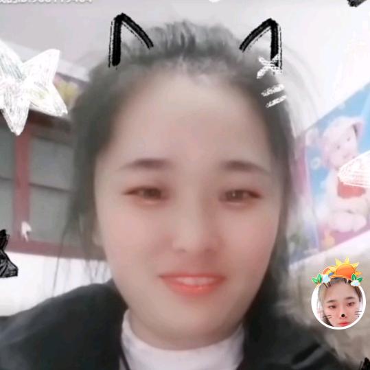 两个孩子的姑姑