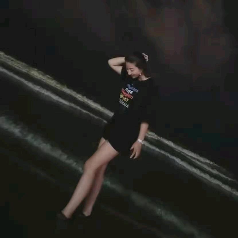 黑妞