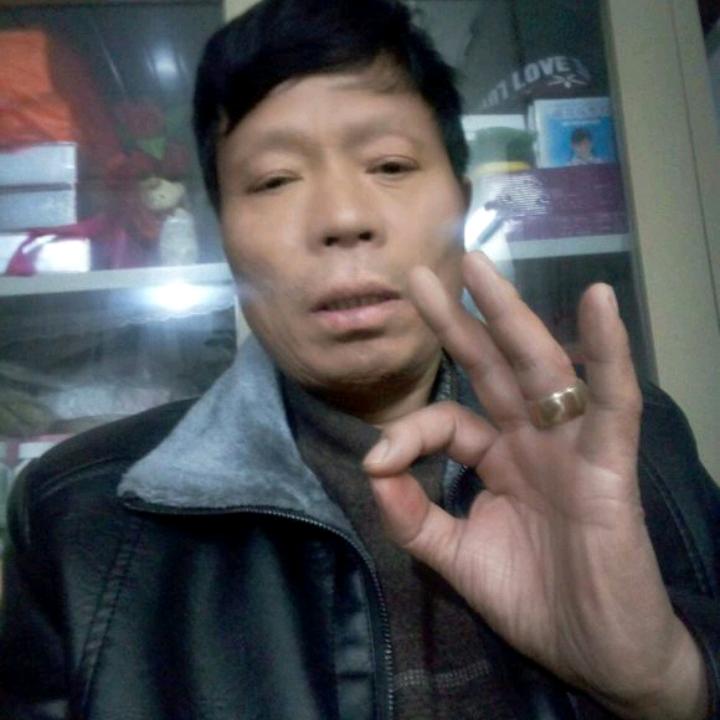 轻松月入过万团队