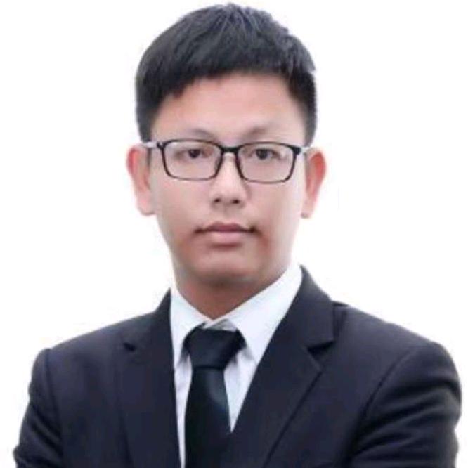 A~房产经纪人詹智伟