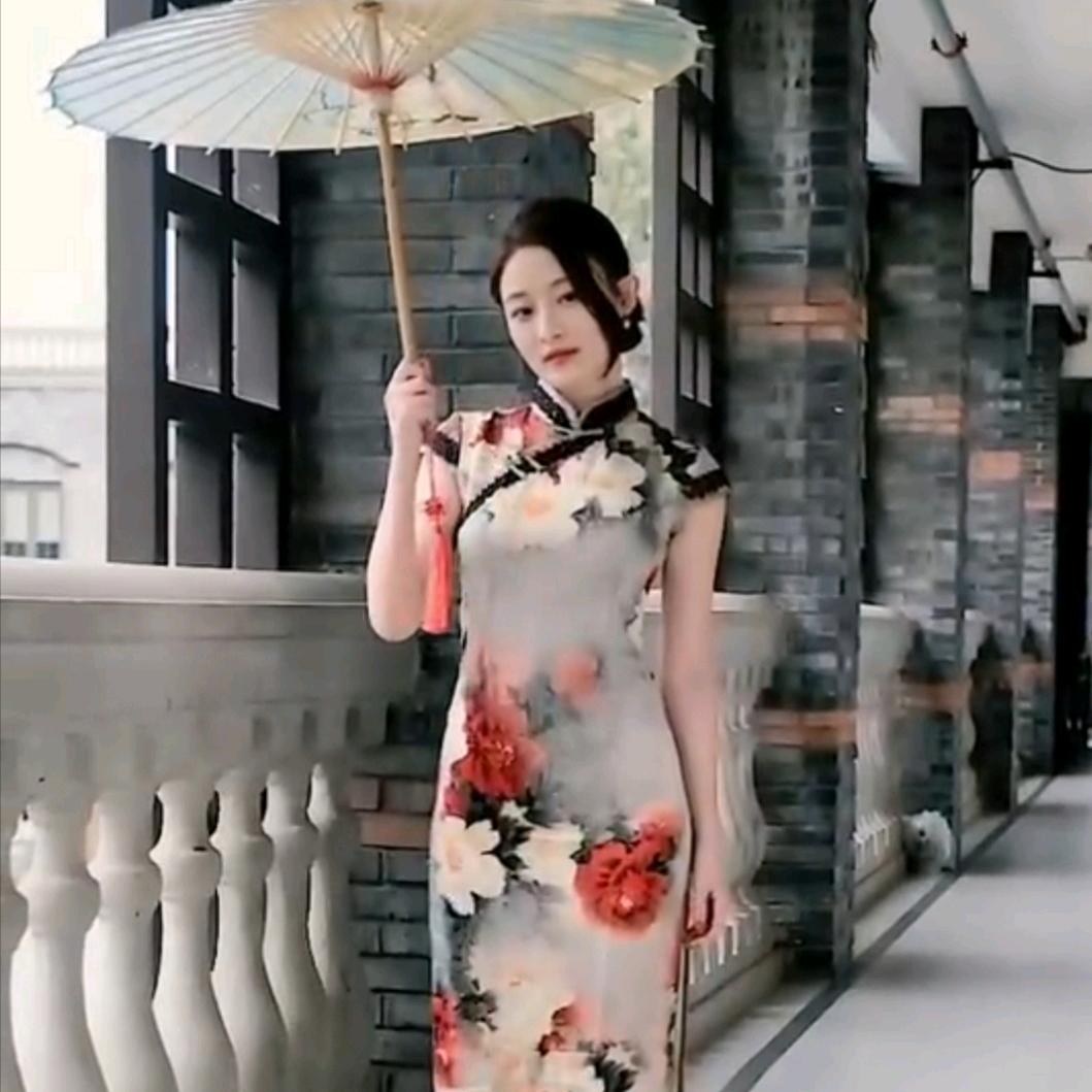 蕉睿呀(ง•̀_•)ง