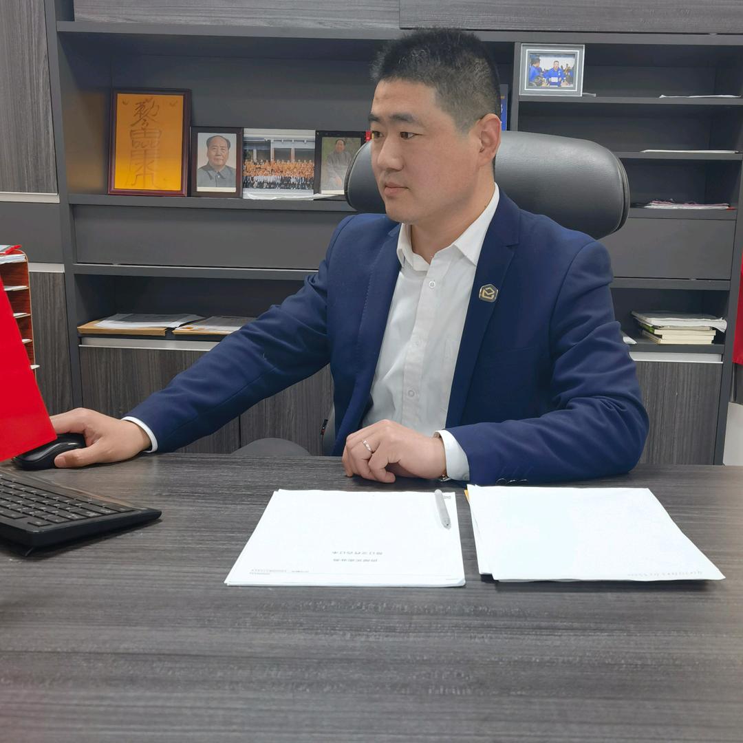 新乡房产 小强总（百万团队）