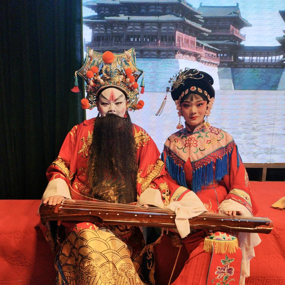马小骐曲剧团赵桃永