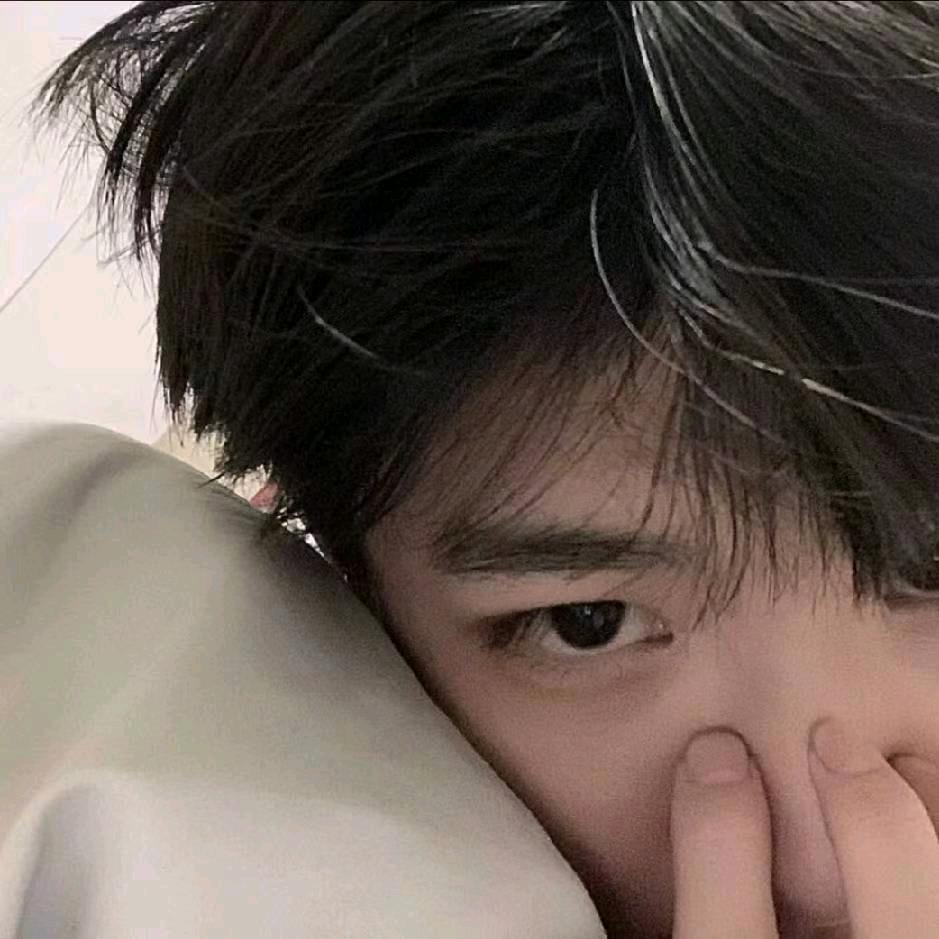 奶狗小蛮腰.（小白）