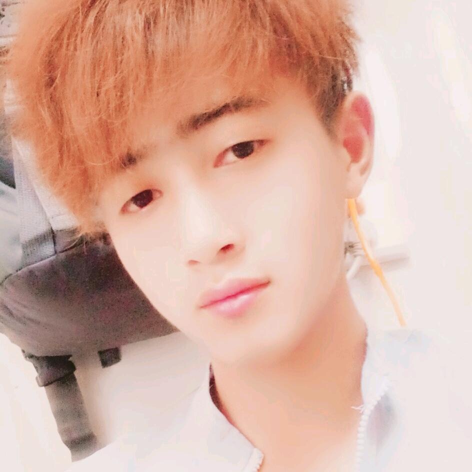 痴一人深情(o^з^o)💞等一人终老