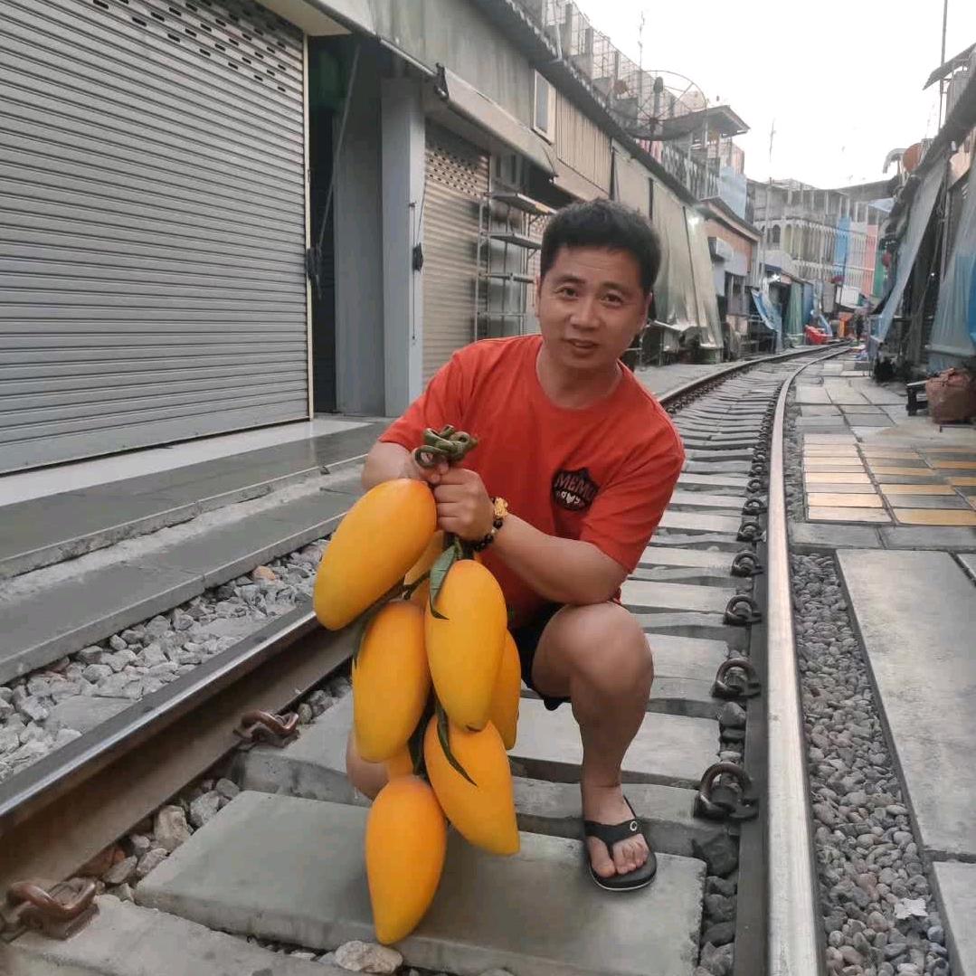 雅迪电动车商行（张亮）