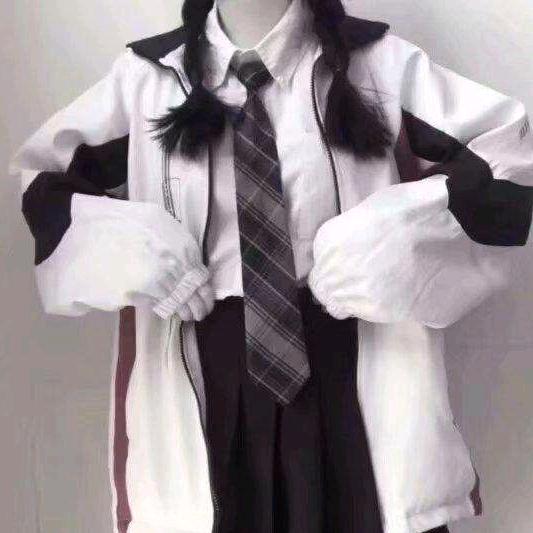 我当然不会试图摘月