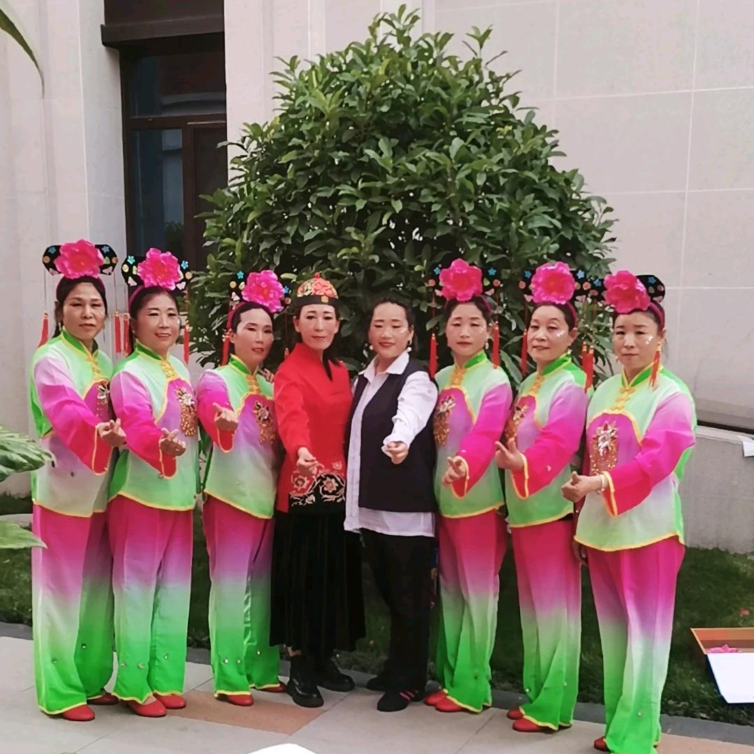 红太阳演艺传媒《团队招人》