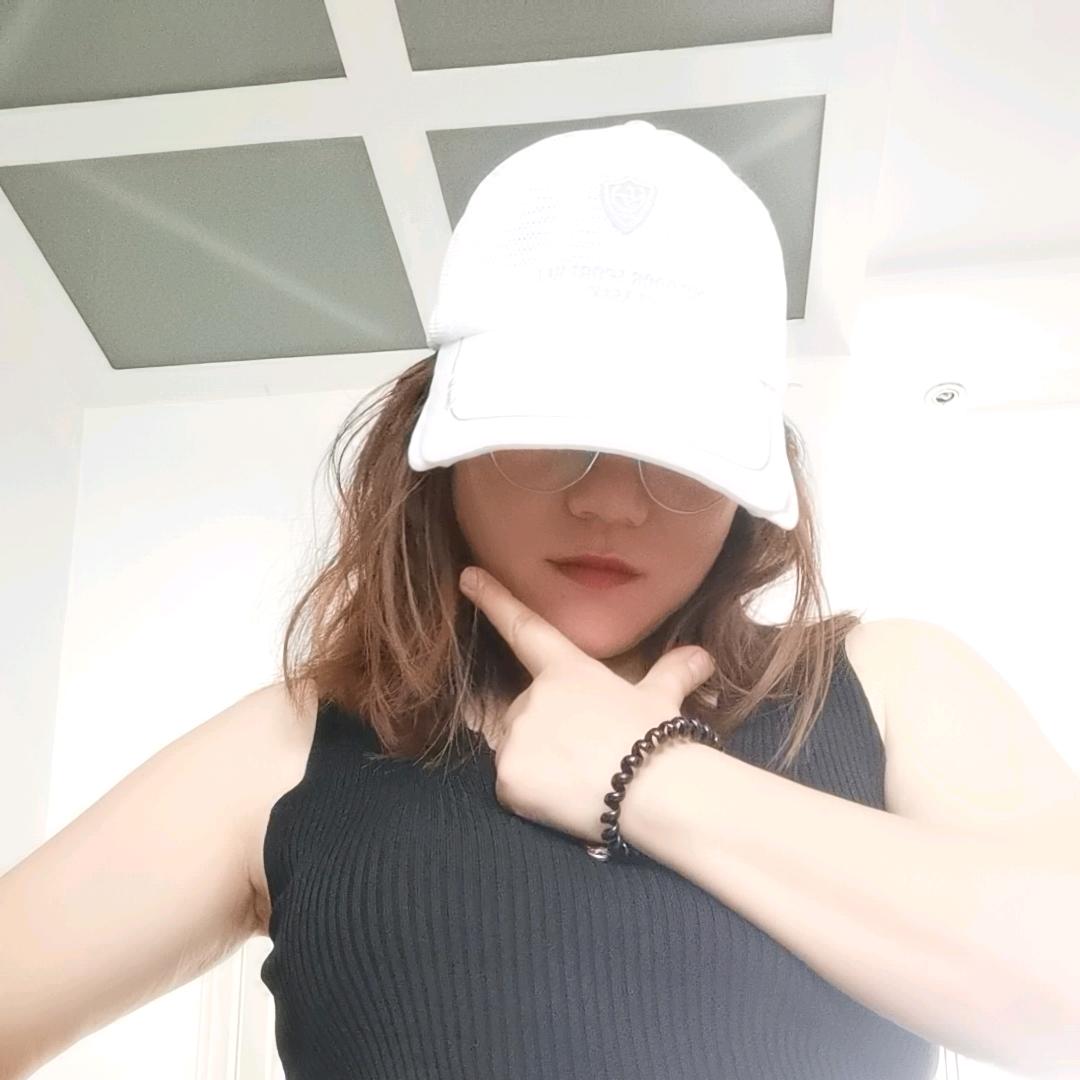 爱跳舞的月半子💃
