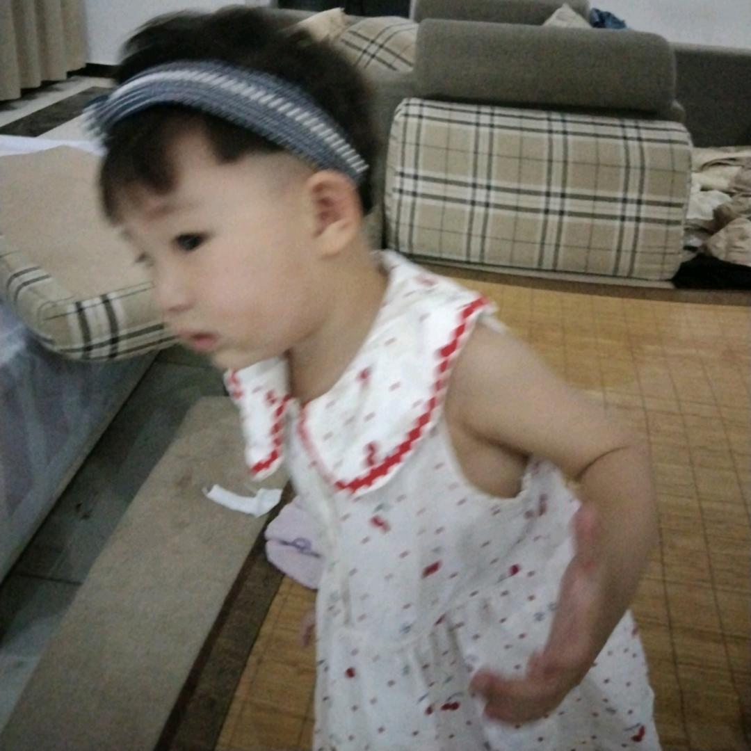秦丰李艳农资