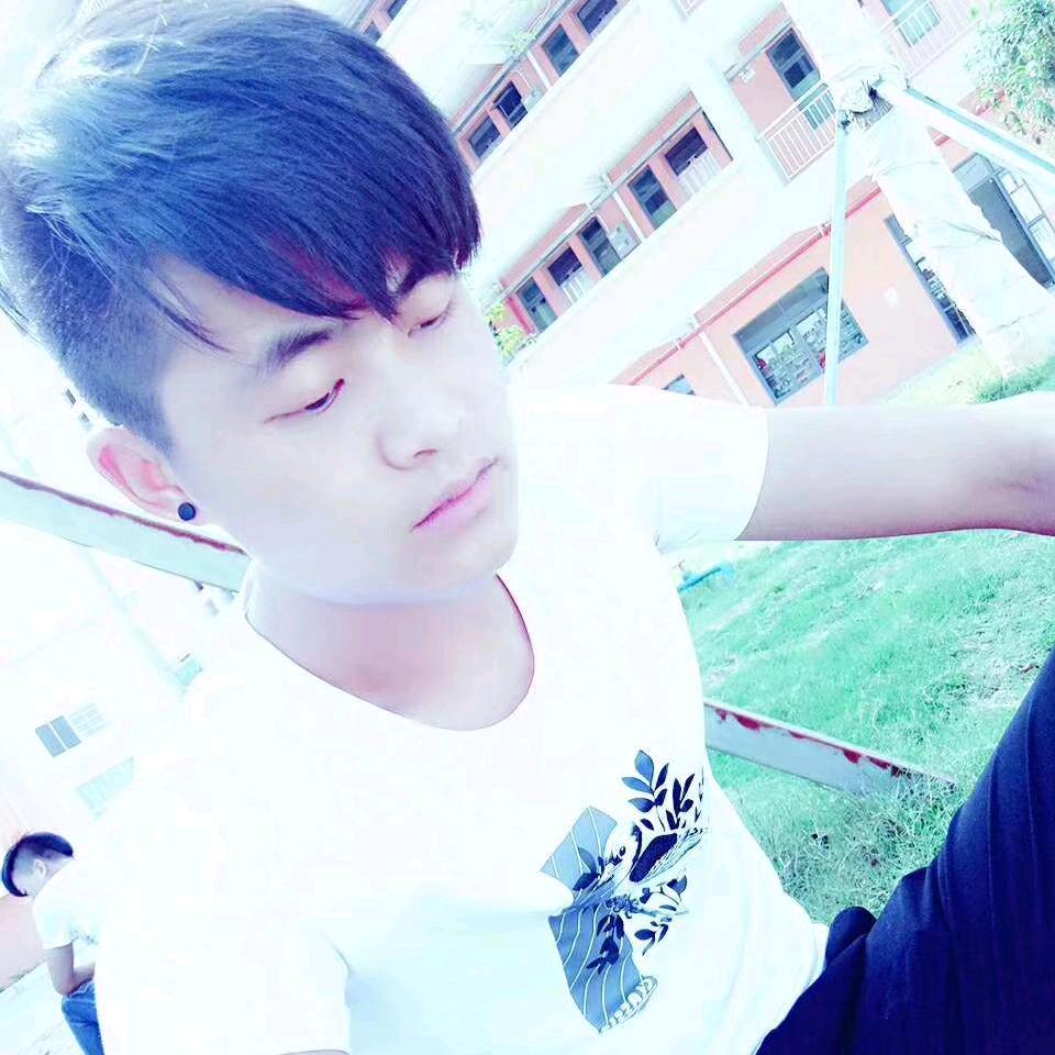 小💥二❄️ 少