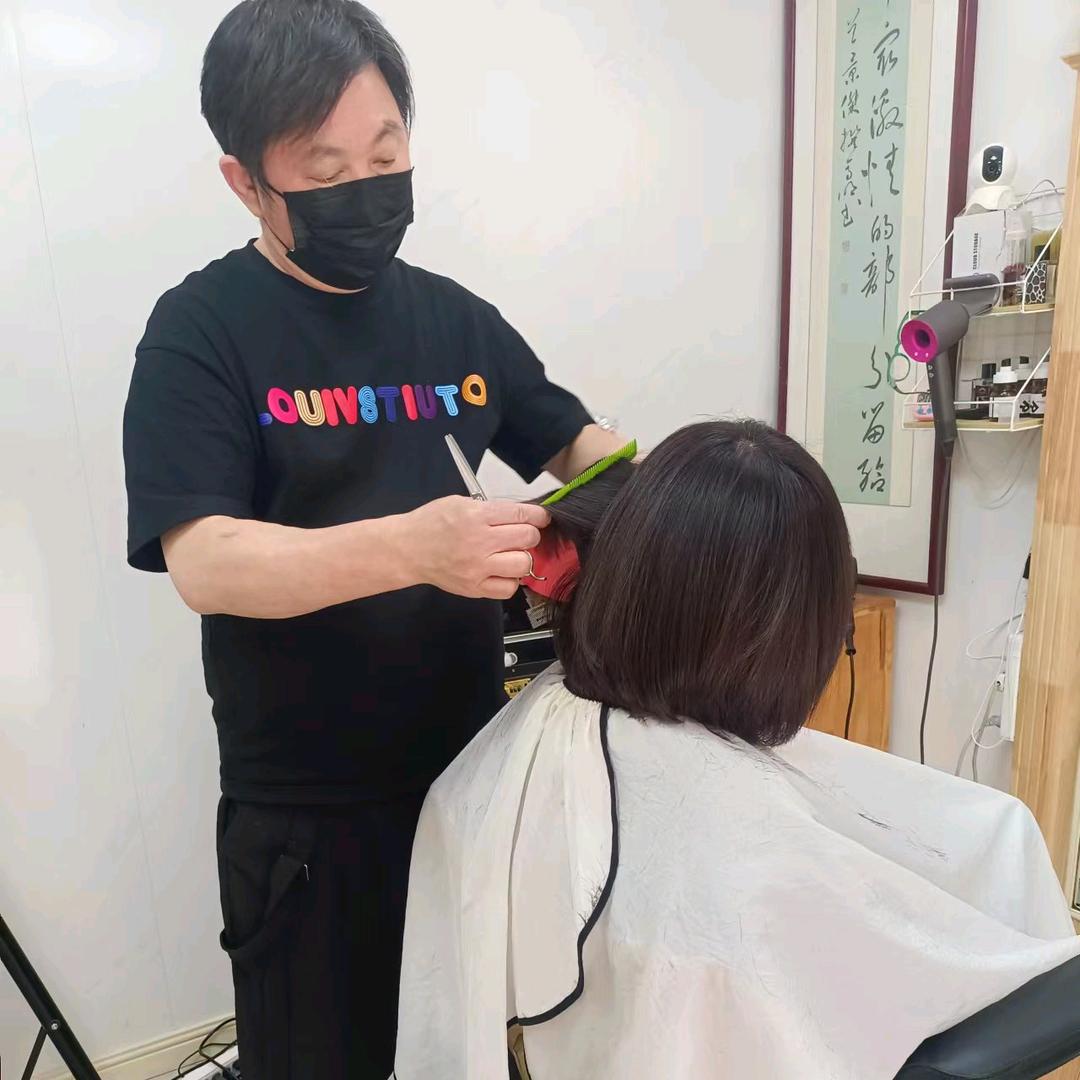 沈阳五歌 发型设计