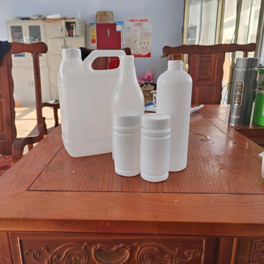 嘉垚（塑料制品）