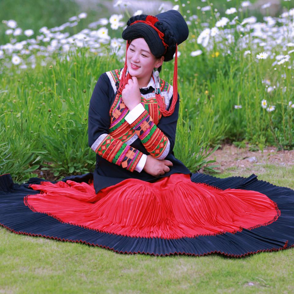 贵州大彝妹