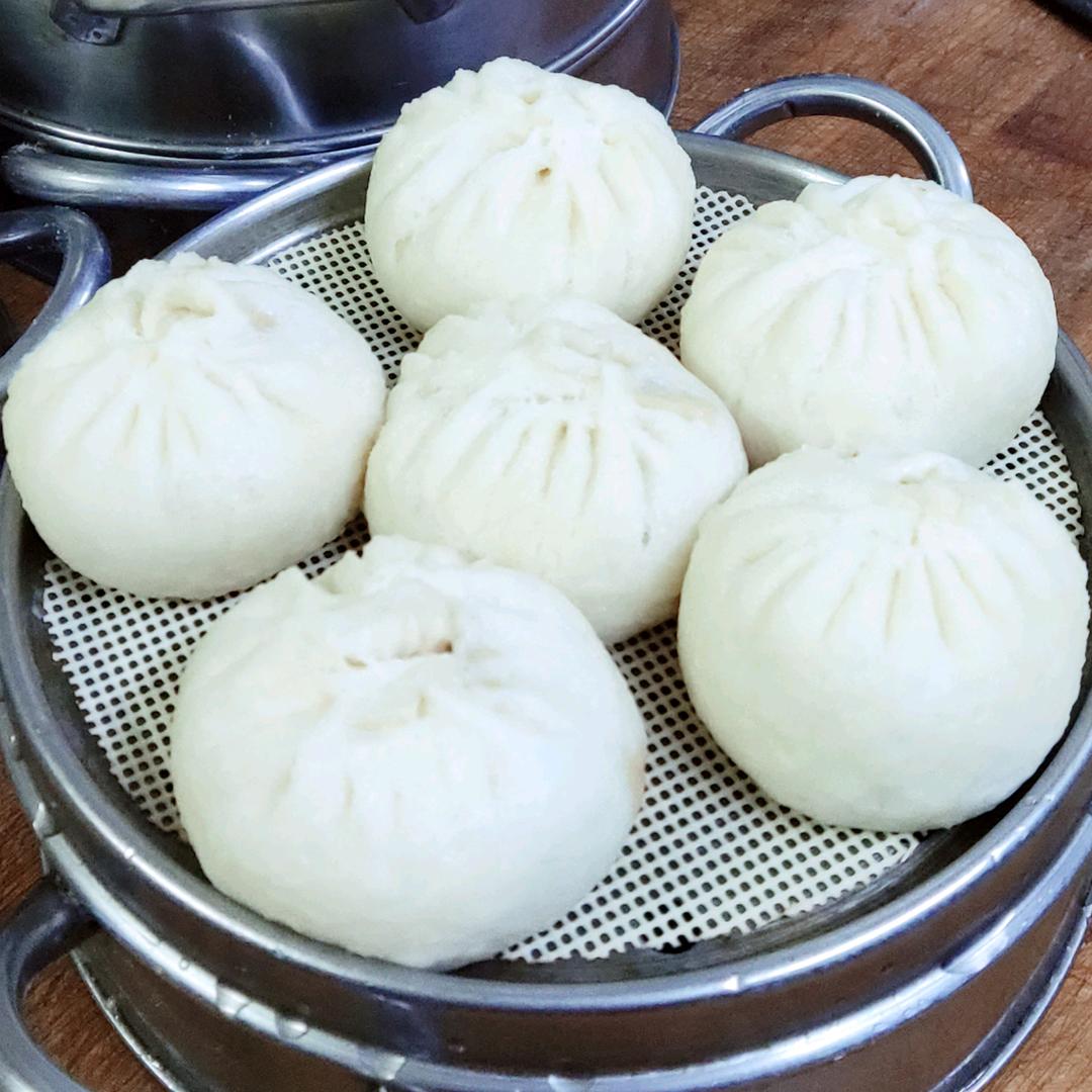 临渭区小是小胡辣汤小笼包店