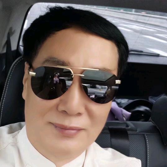 张利成
