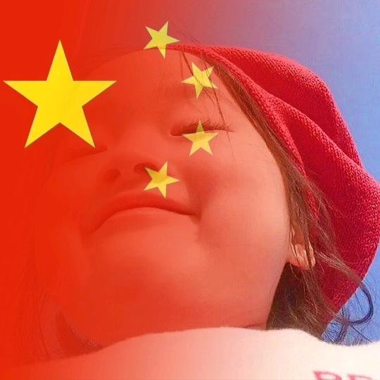 小巷派暗黑打油诗人