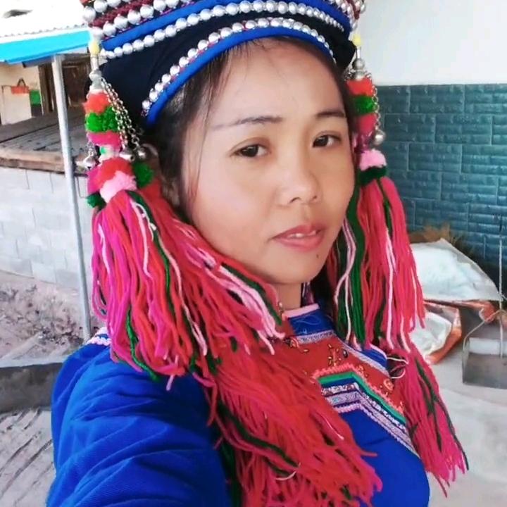 李