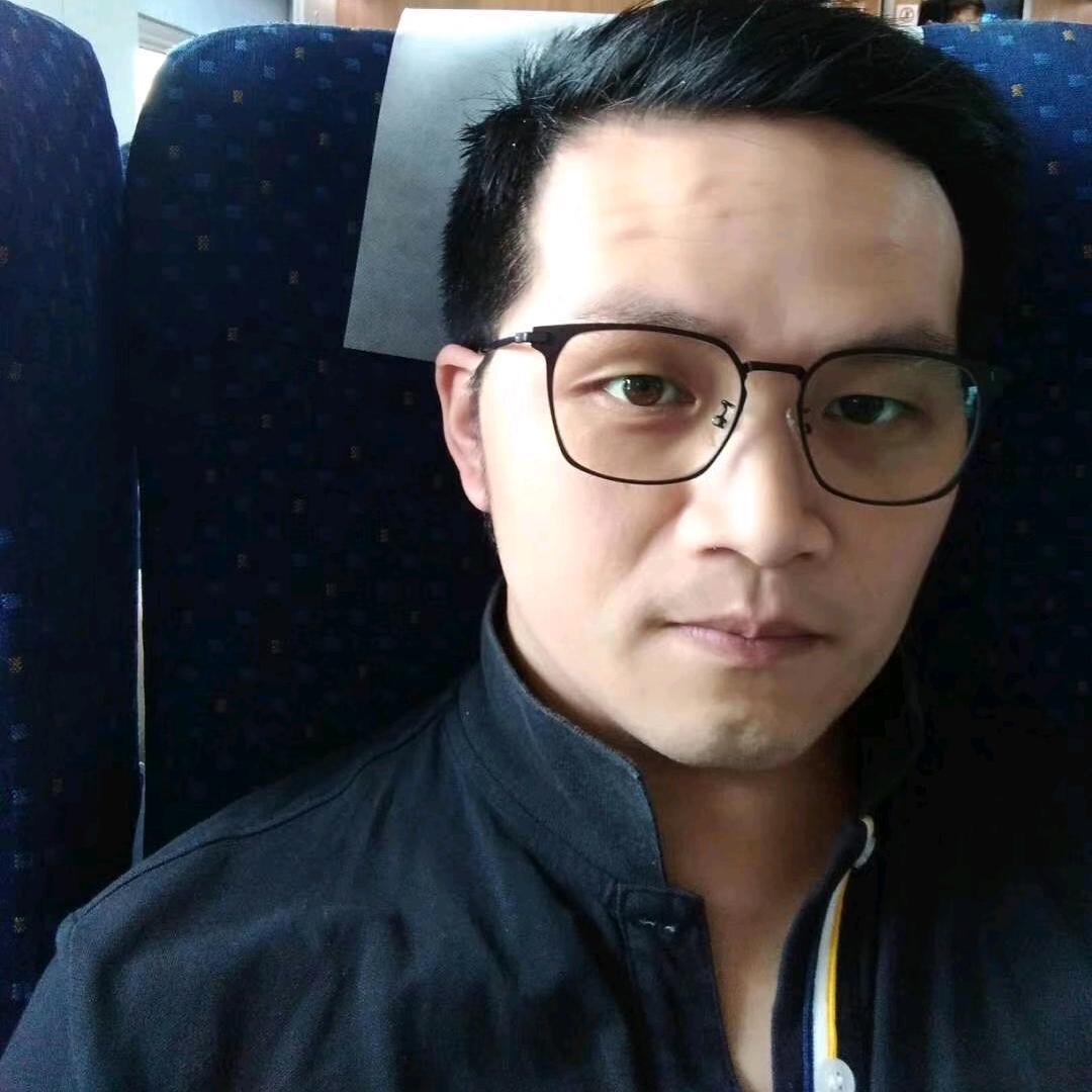 灬小绿瓶灬