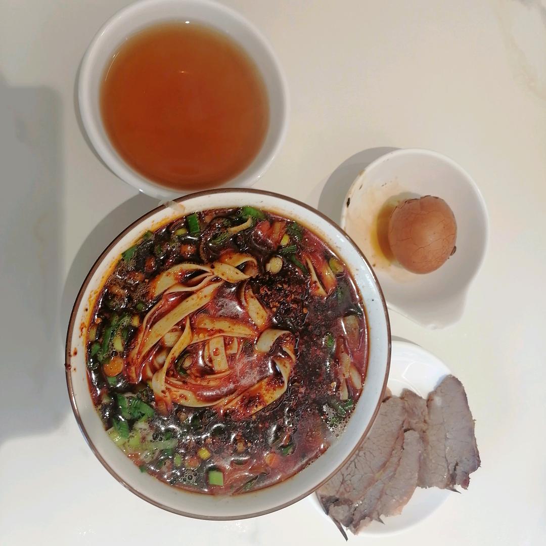 用户8330985103865明灯