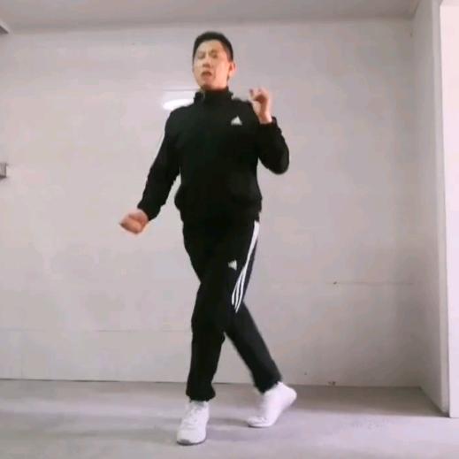 杨建雄