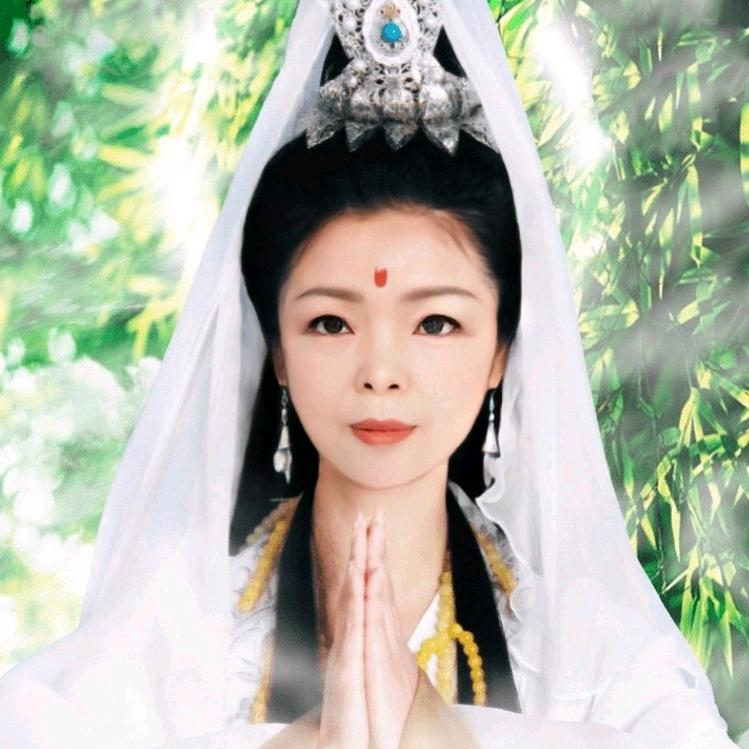 《佛子》慧梅，居士，素食者，