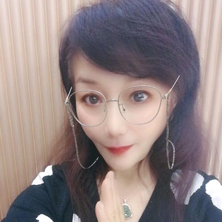 crystle紫色的水晶