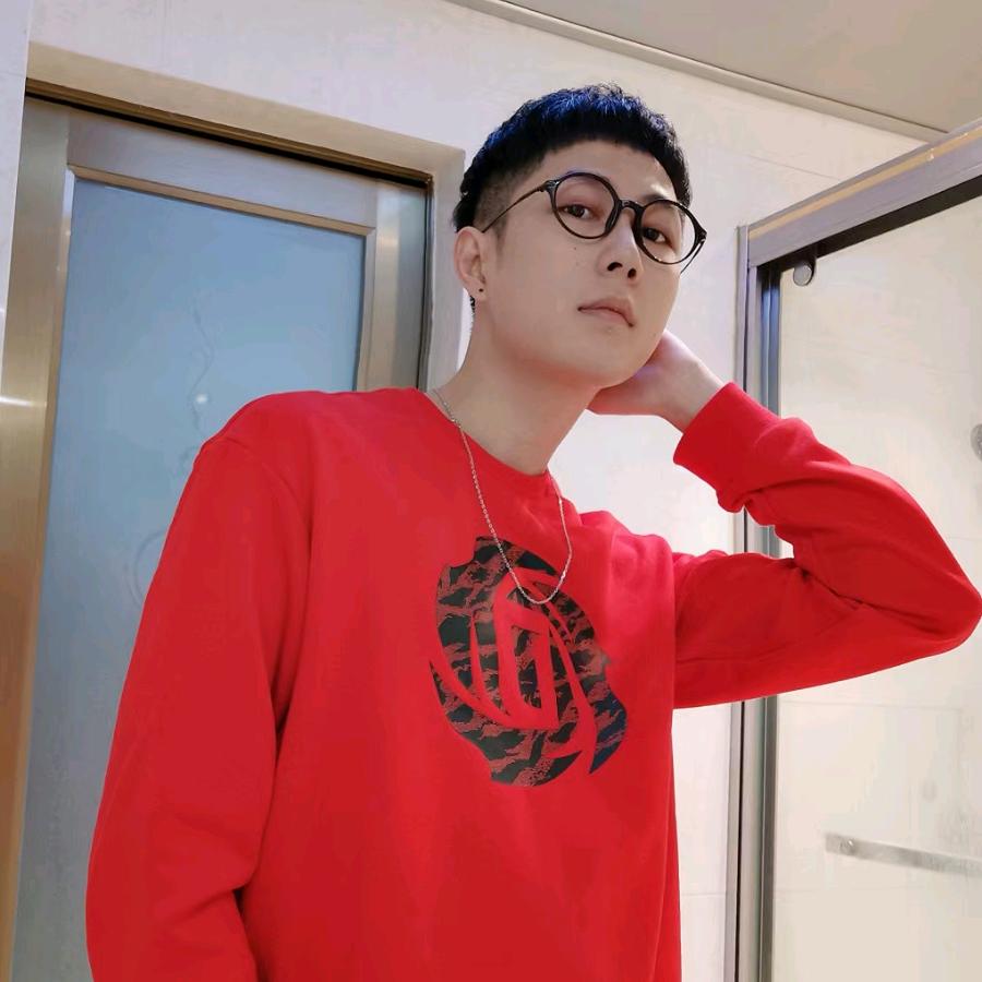 黄显煜