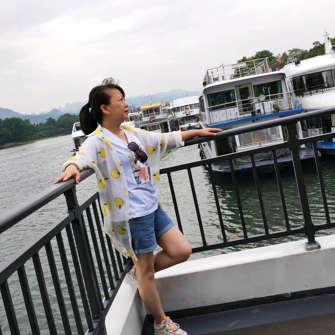 用户600242896517梅香雪舞