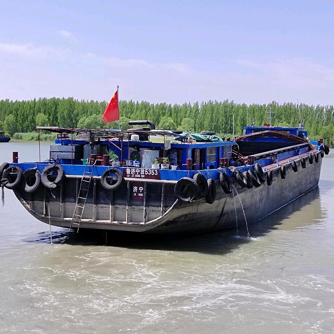运河湖畔