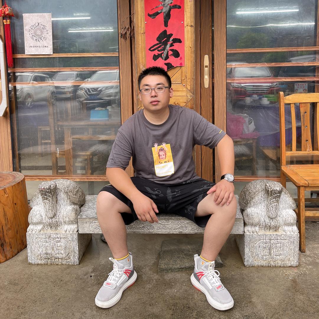 雅雅和心心的爸爸