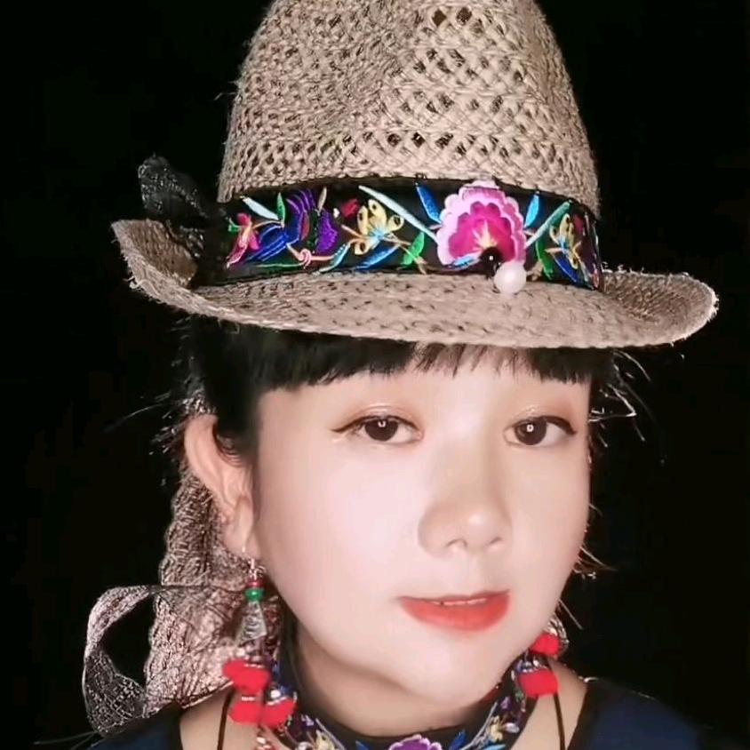 DANMES丹美斯民族风服饰十三绣