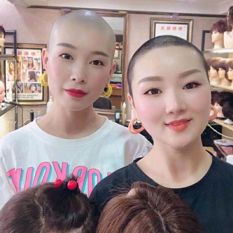 彬彩丝语 直播间
