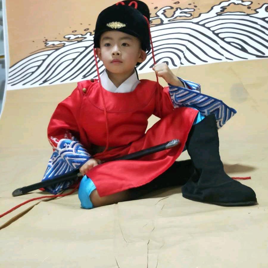 熊静