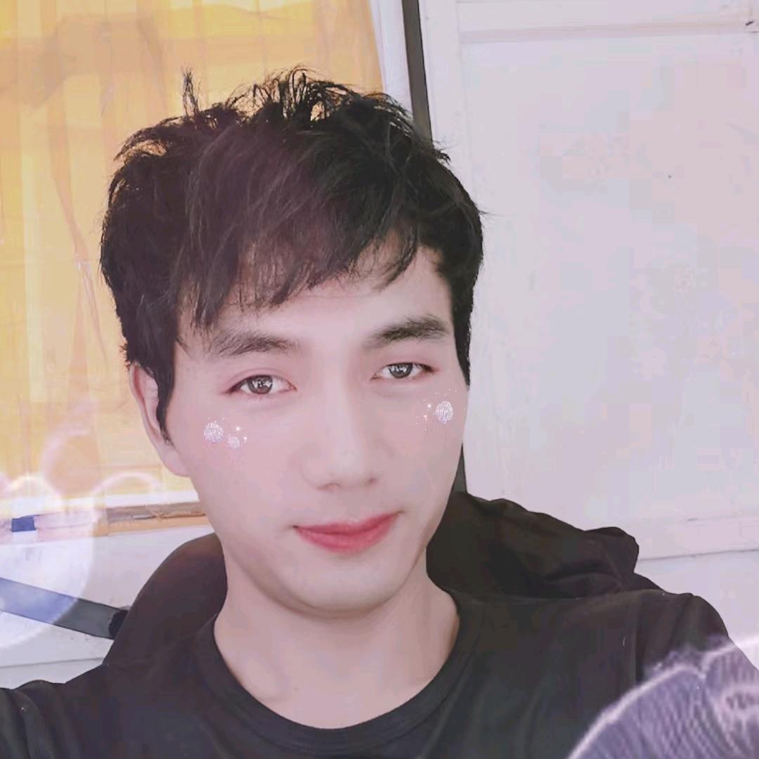 鲁 班