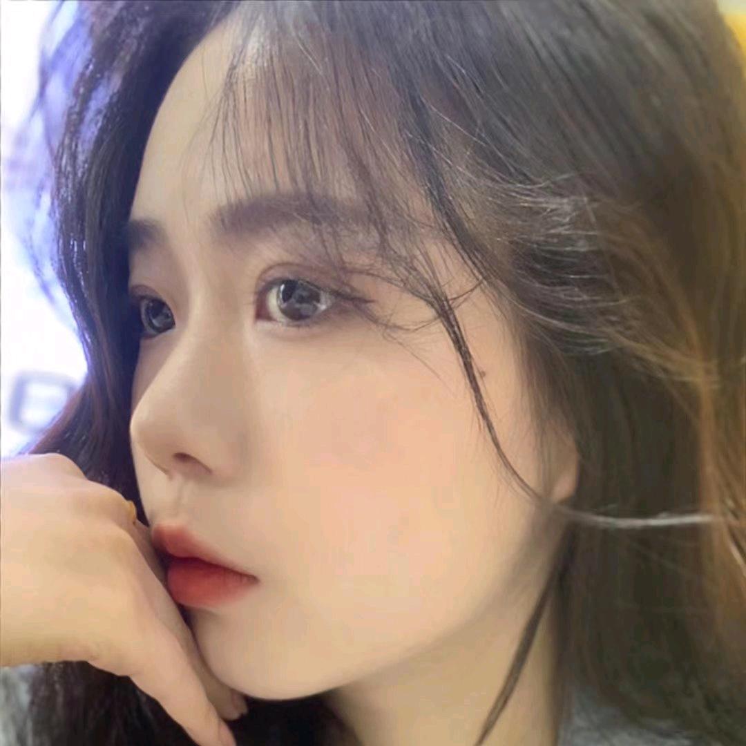 买煎饼的小姑娘