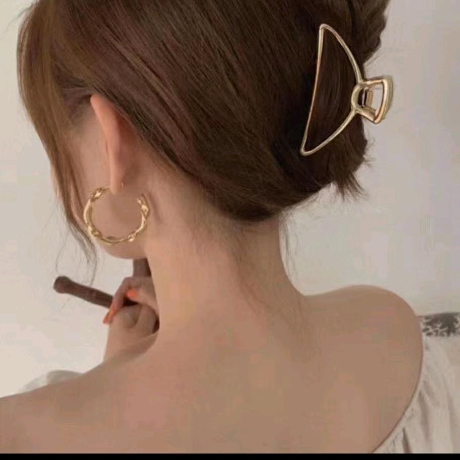 ╰つ゛旋哥的小助理👑💋